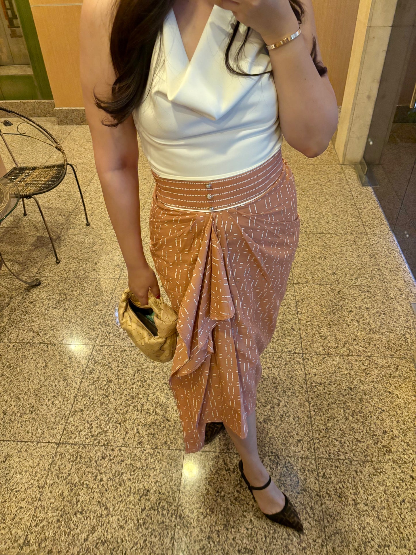 Skirt layer lembayung