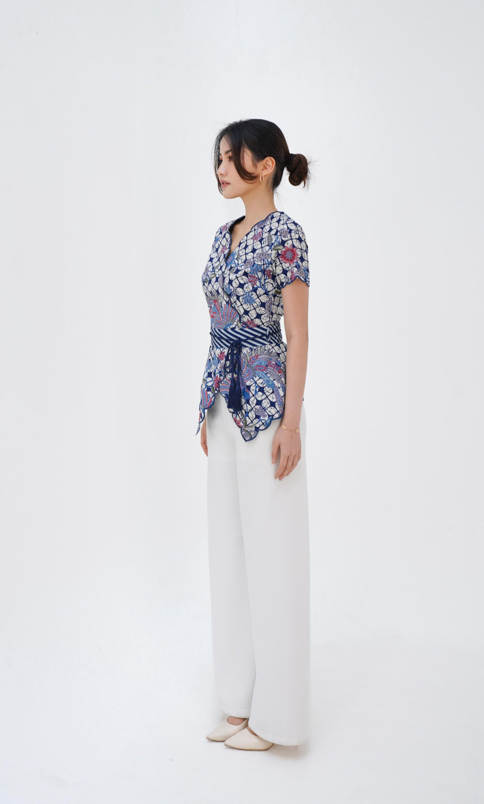 Top Kimono Blue Flower with Belt