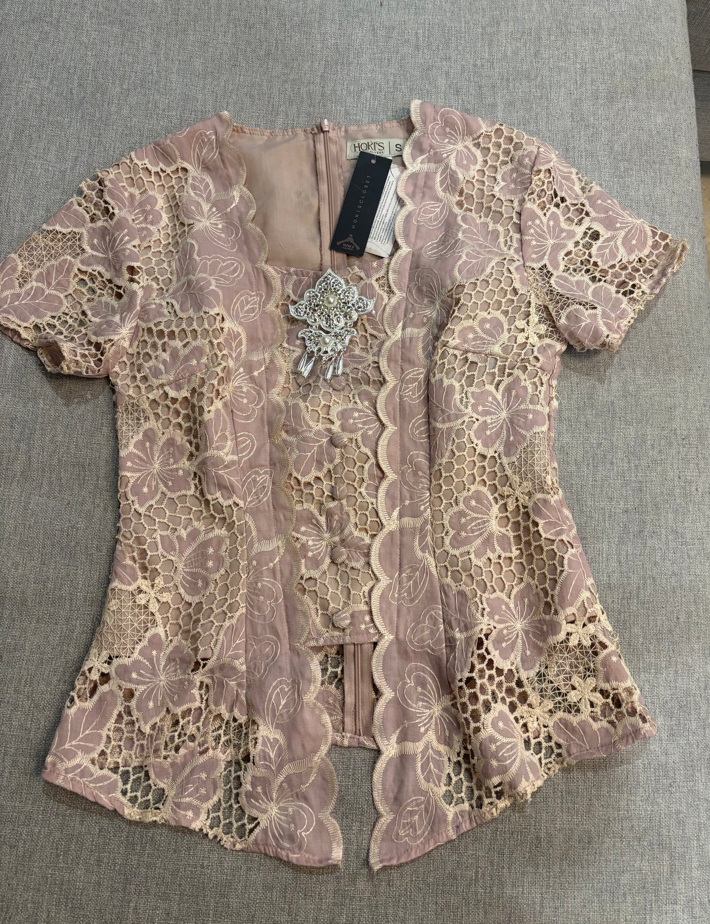 Top Kebaya Royal Cream