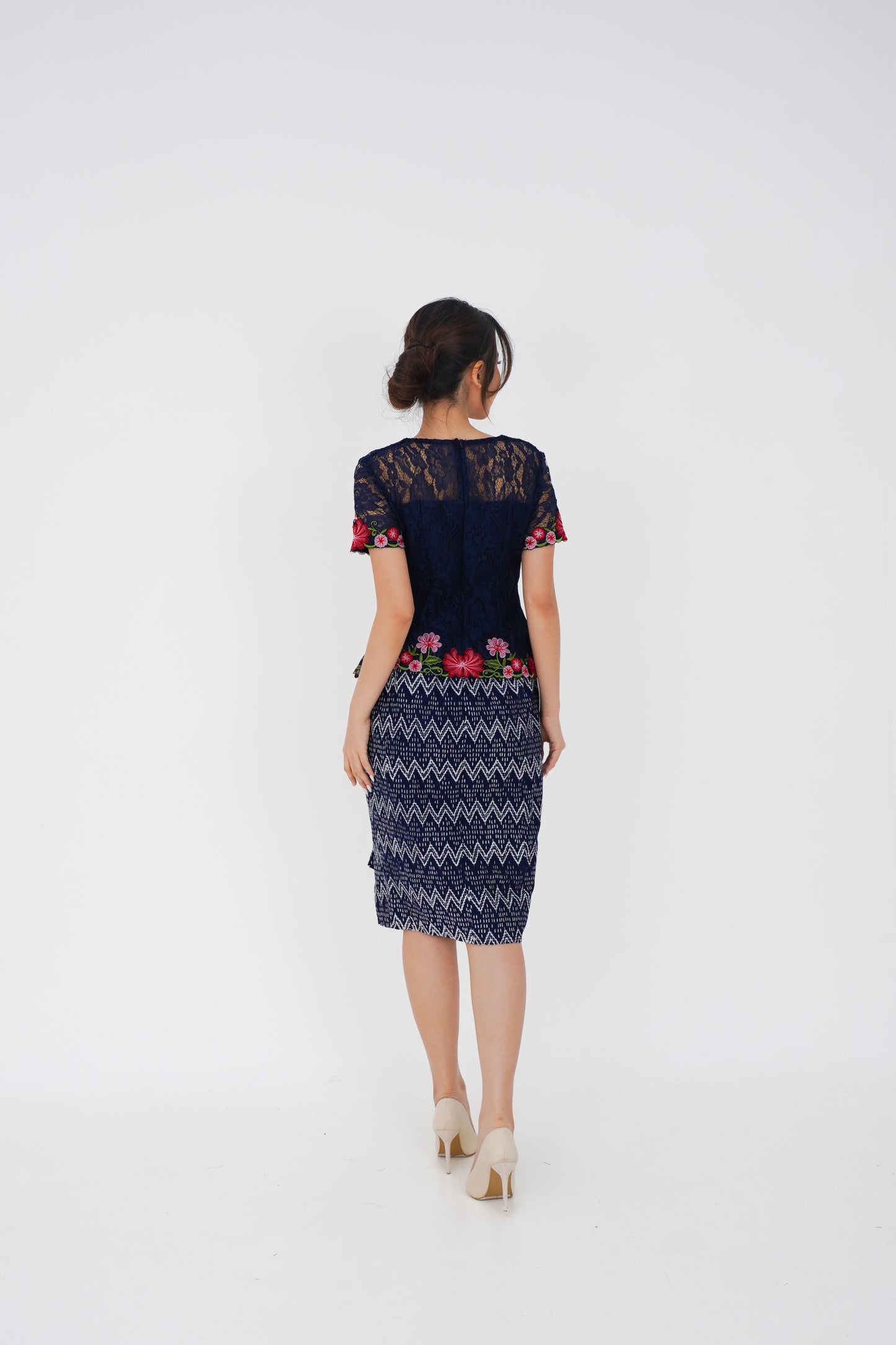 Blue Kebaya set Bunga Rampai