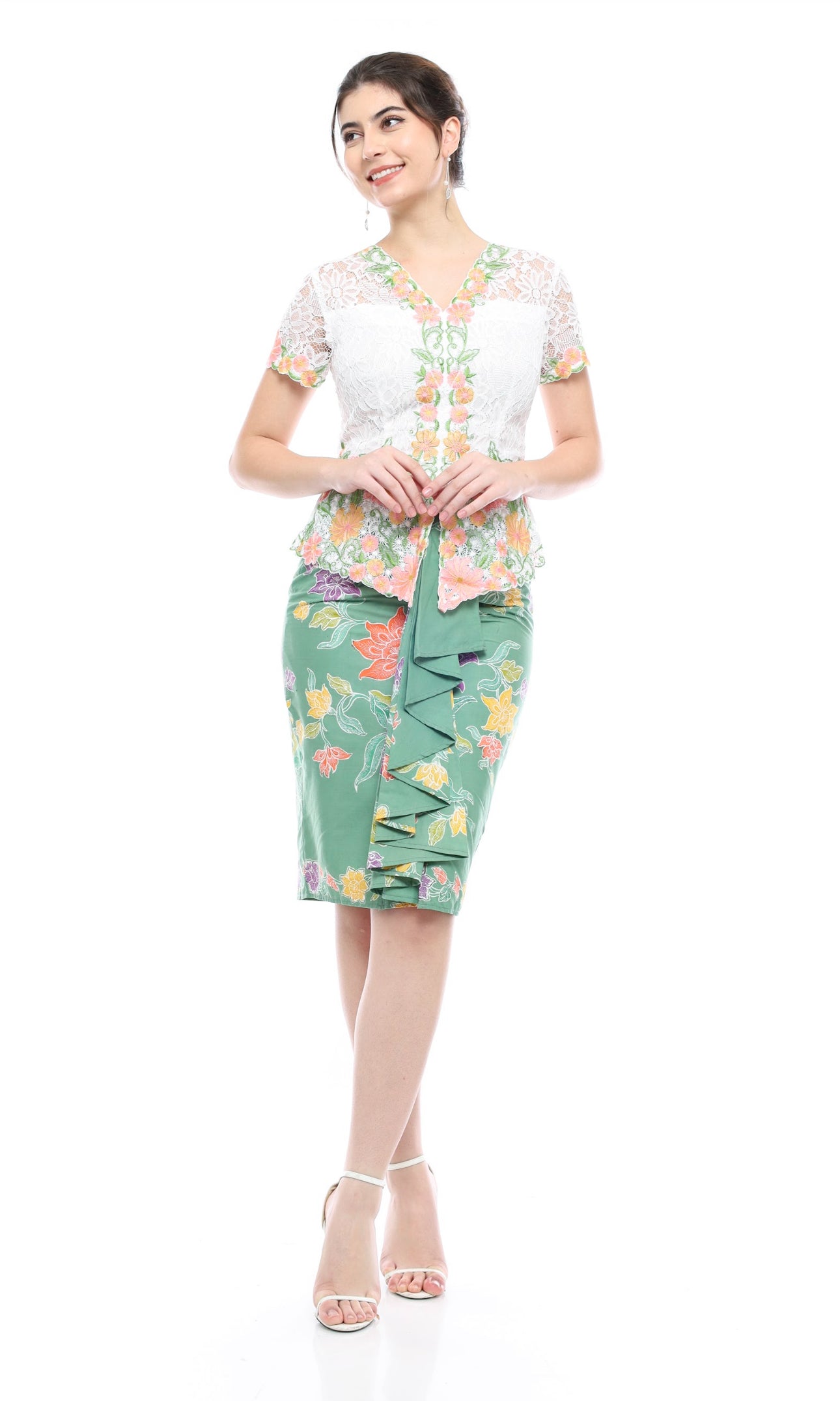 Set Kebaya Saci White Green