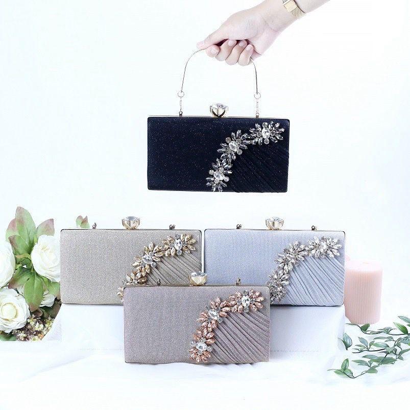 Hoki's Closet Kebaya Clutch with Flower