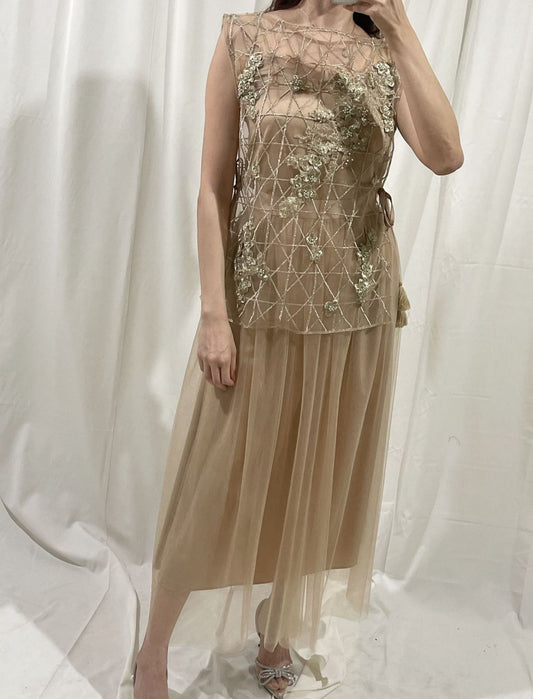 Dress 1 set  Ellen Nude