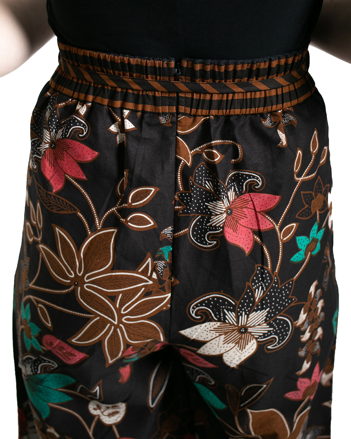 Bottom Sasanti Parang Pants