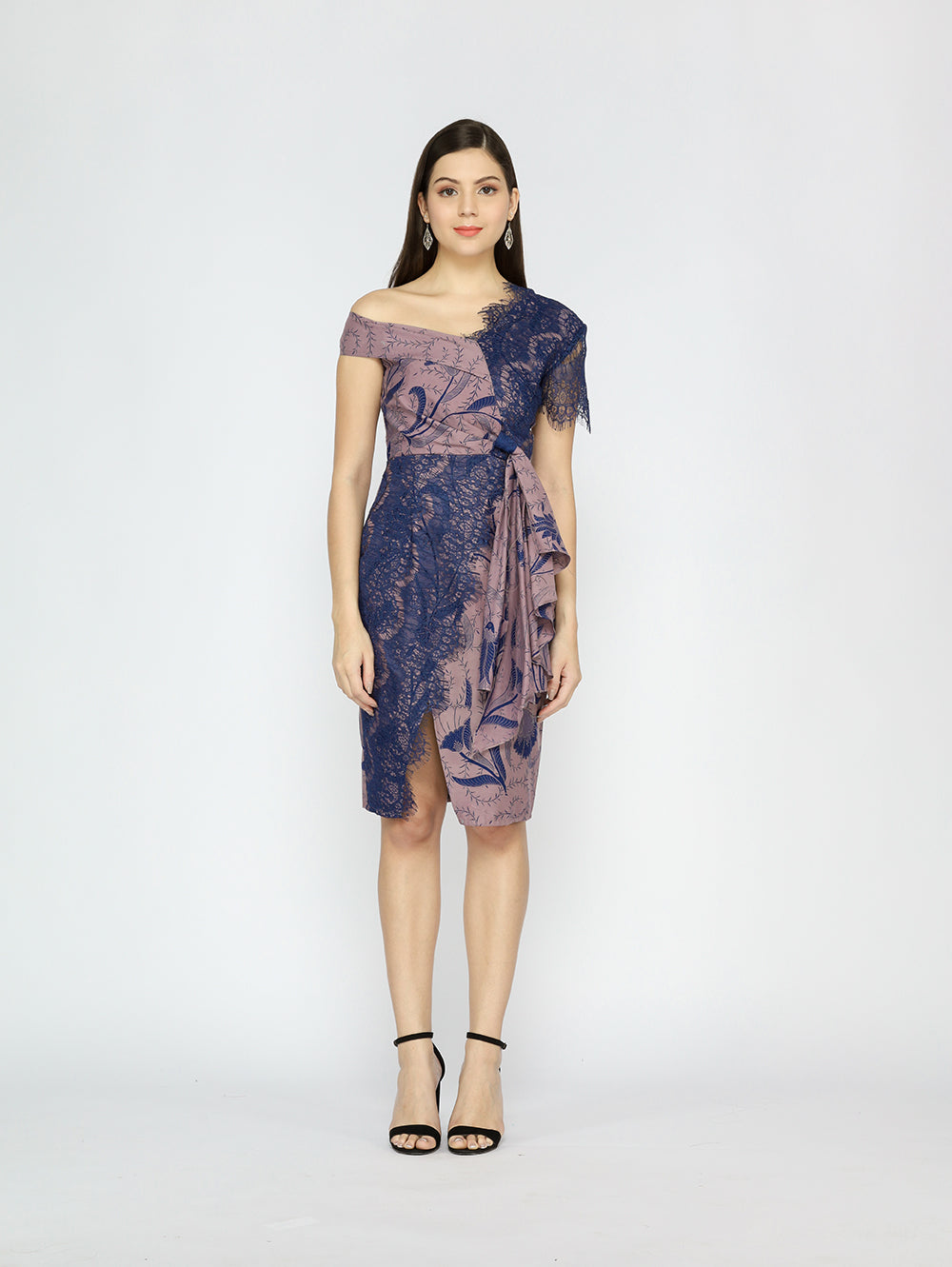 Dress Asymmetrical Sleeve Batik