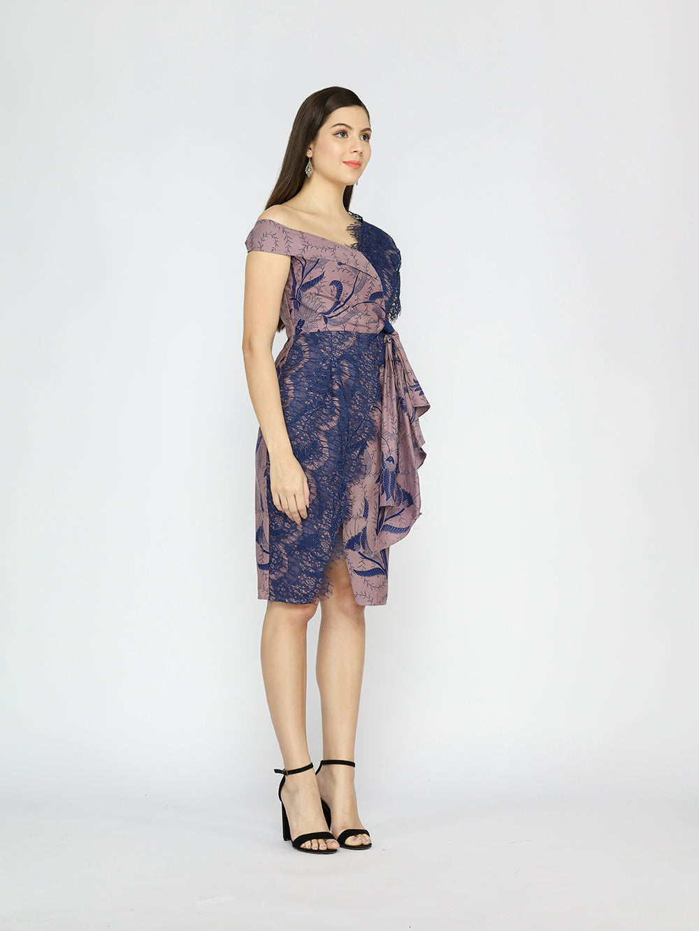 Dress Asymmetrical Sleeve Batik