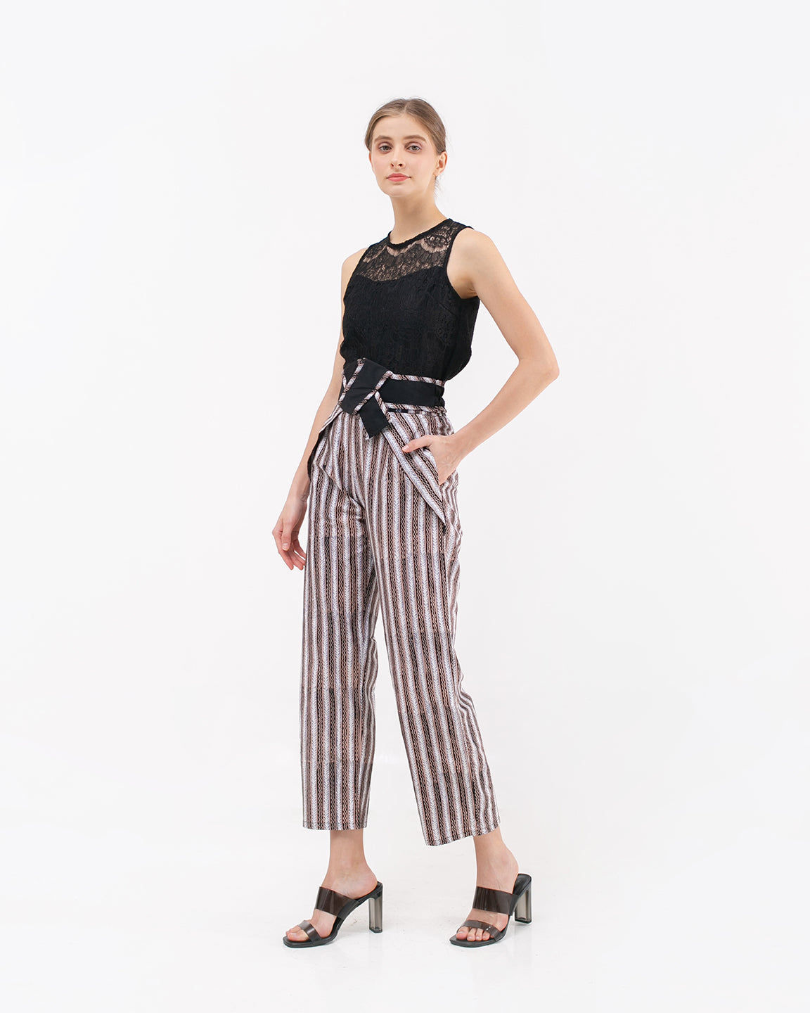 Bottom Pencil Black Line Pants
