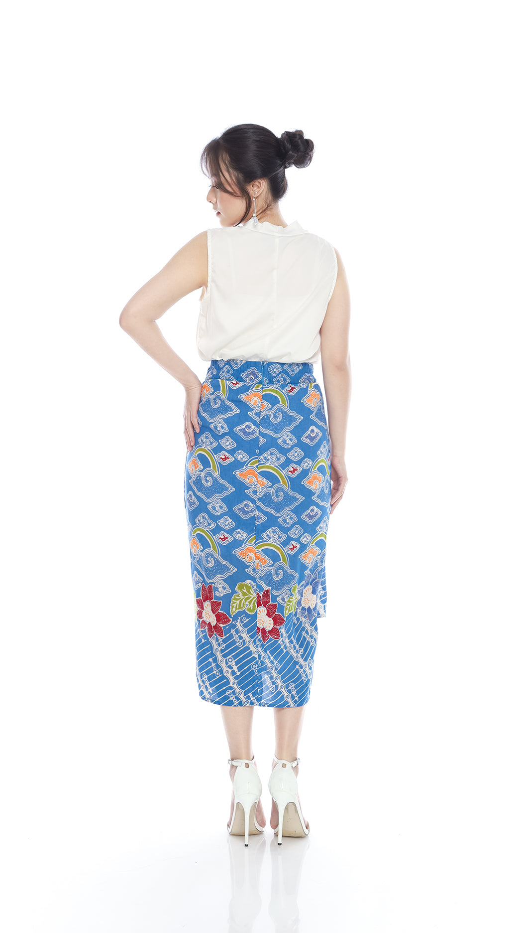 Bottom Biru Mega Mendung Skirt