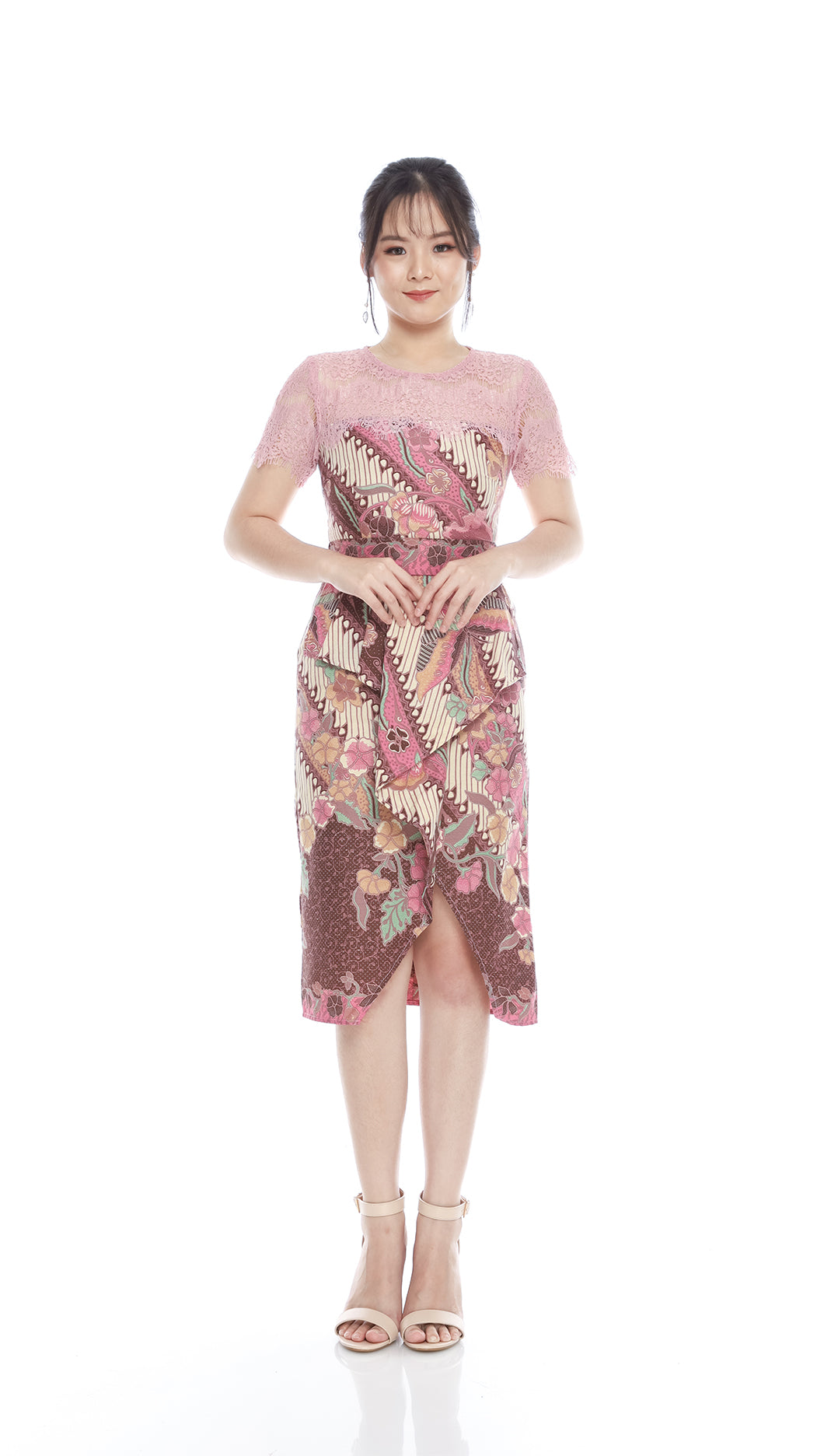 Dress Lokawati Pink Lace Parang