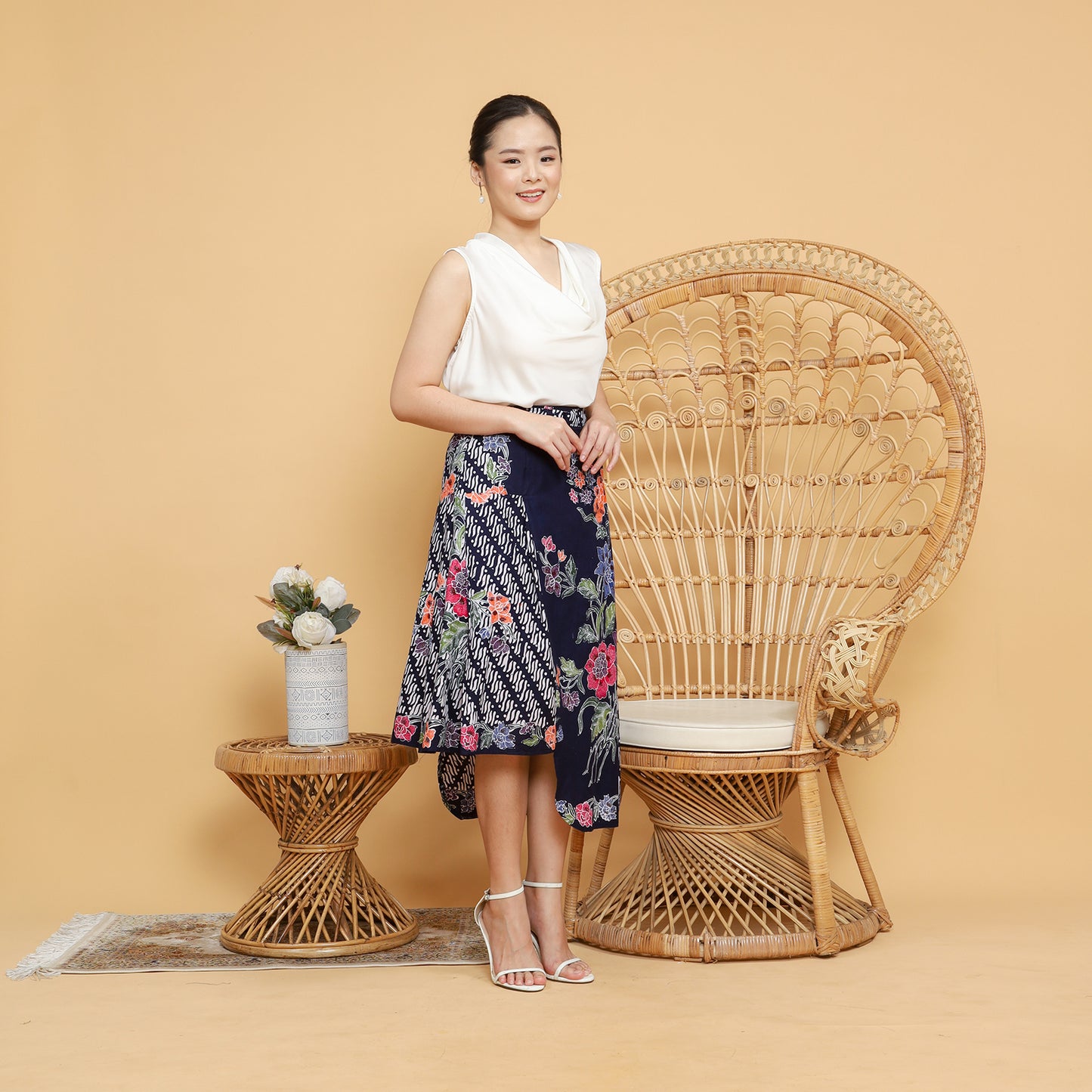 Bottom Asymetrical Flower Parang Skirt