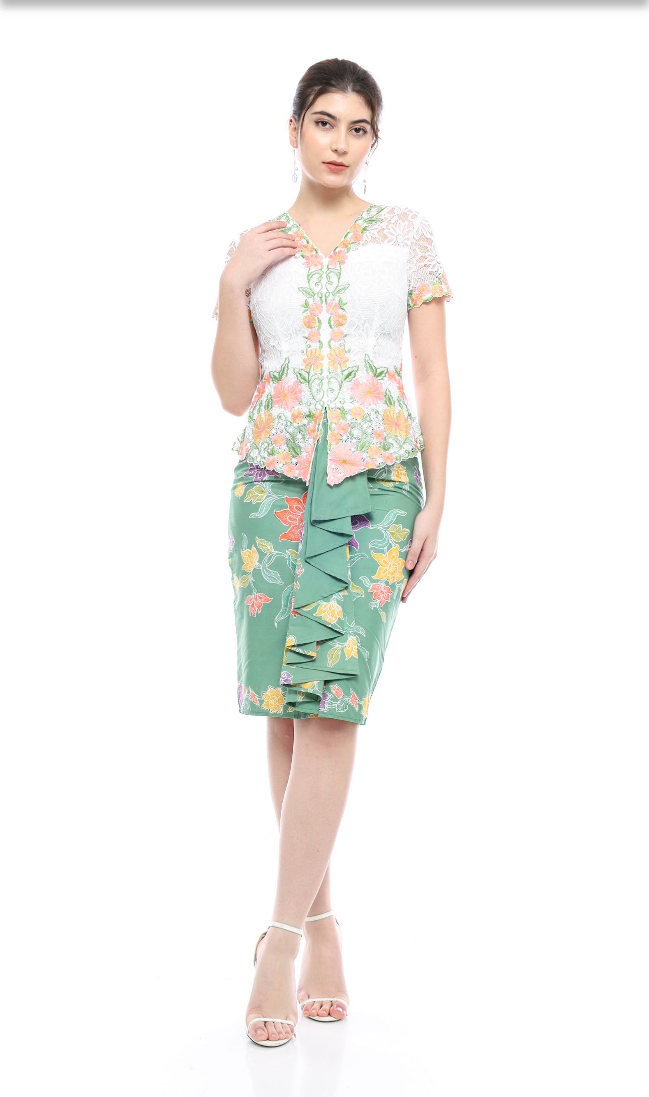 Set Kebaya Saci White Green