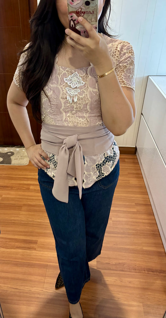 Top Kebaya Royal Cream