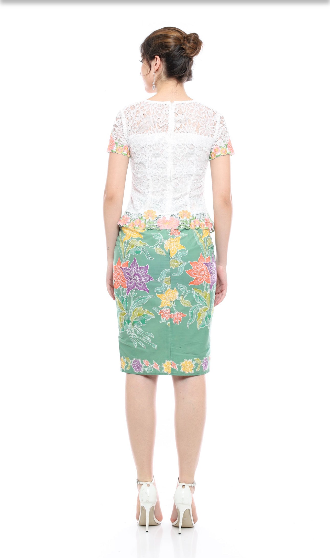 Set Kebaya Saci White Green