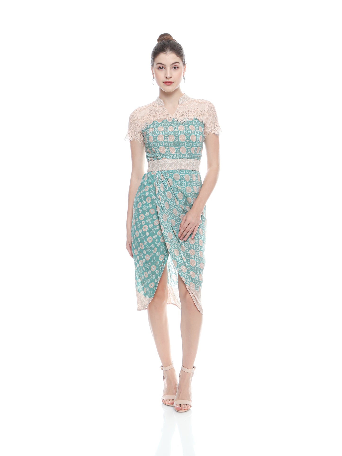 Dress Cheongsam Green Lace Cream