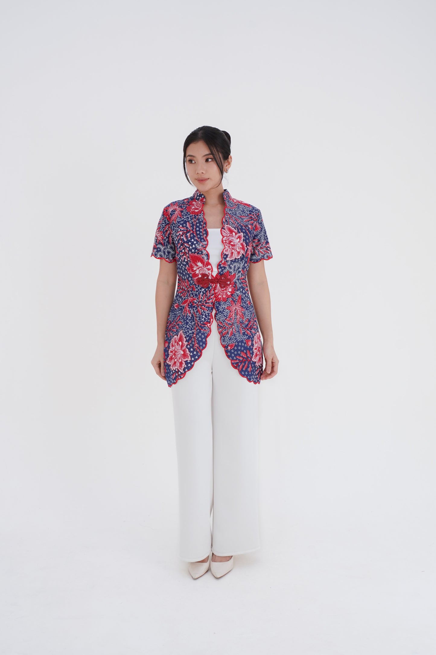 Top Outer Scalop Red Flower