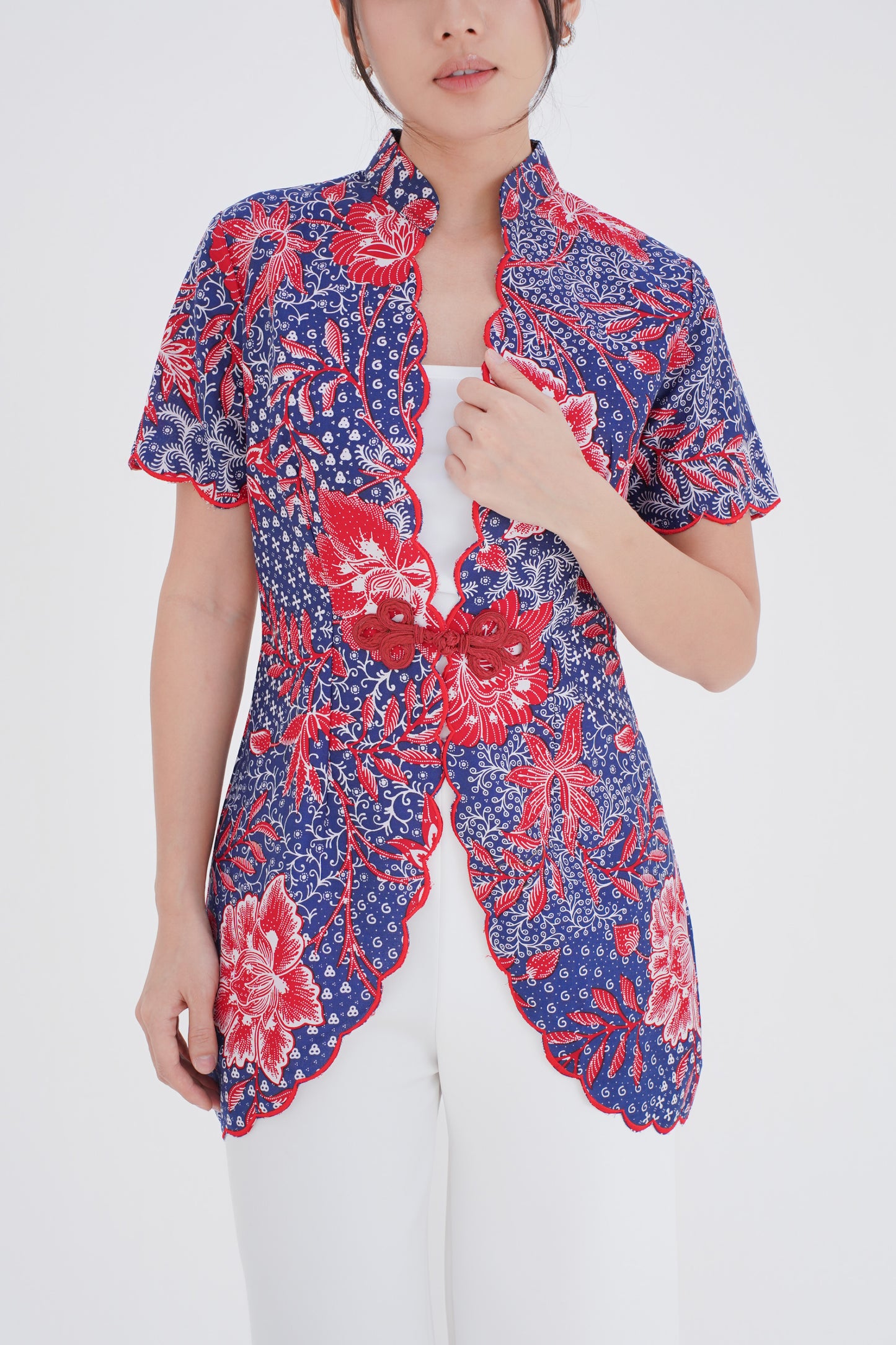 Top Outer Scalop Red Flower