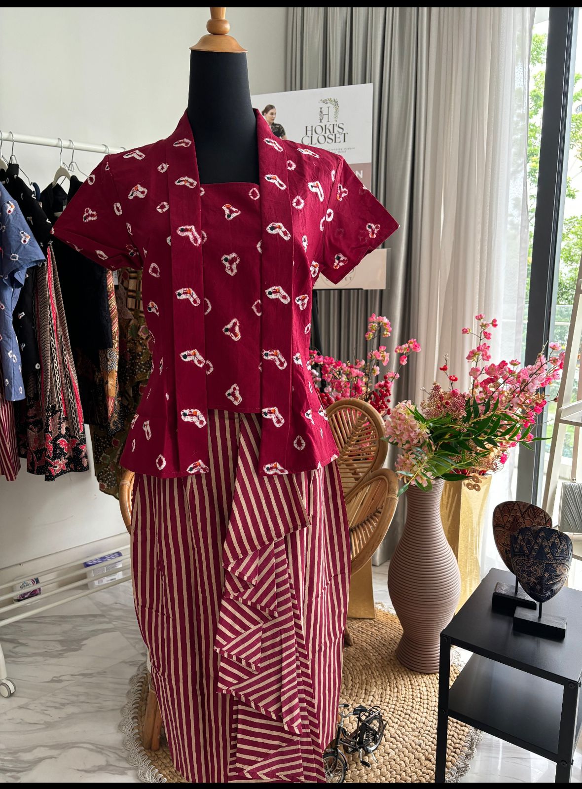 Set Kebaya Kutubaru Java Maroon